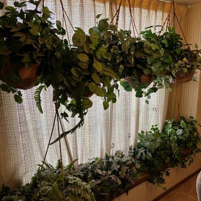 Hanging Faux
