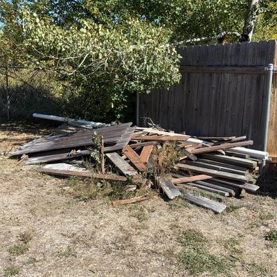 Large Pile Of Scrap Wood/Lumber