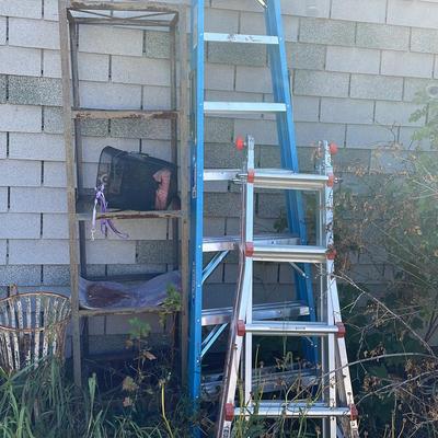2 Ladders & Metal Shelf 