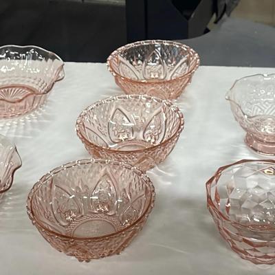 Pink Collectible Glassware Bowls and Dishes 