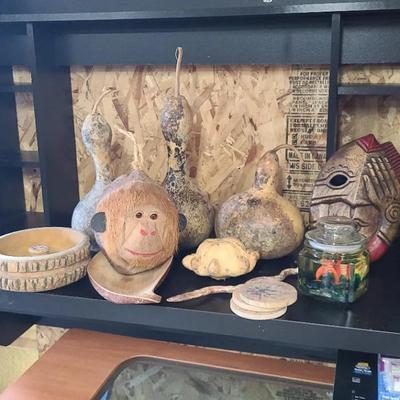 Gourds & Wood Decor 