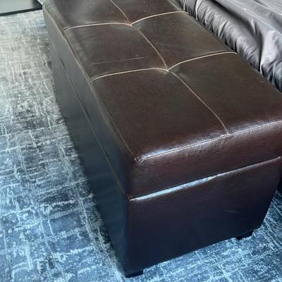 Storage Ottoman & Blankets 