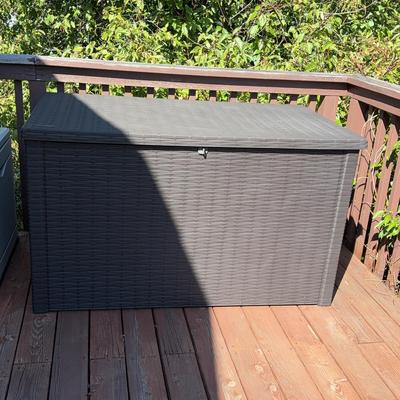 Keter Outdoor Storage Container 