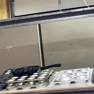 Lot if Metal Bakeware Cupcake Donut and Brownie Trays 