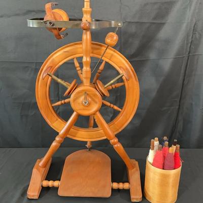Wooden Spinning Wheel with Yarn Bobbins – Functional Fiber Arts Tool for Wool & Yarn Making
