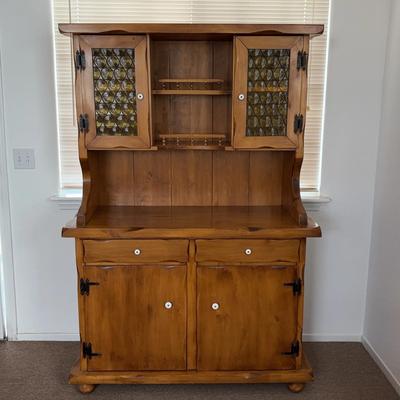 Rustic Pine Hutch with Amber Bubble Glass Cabinet Doors