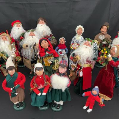 Byers’ Choice Carolers & Santa Figurines Lot – Handcrafted Christmas Collectibles 