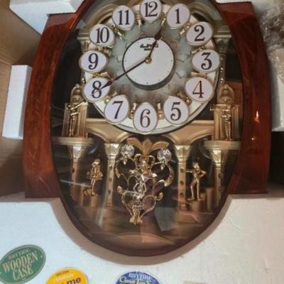 Singing wall clock 