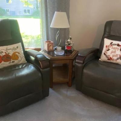 Leather recliners 