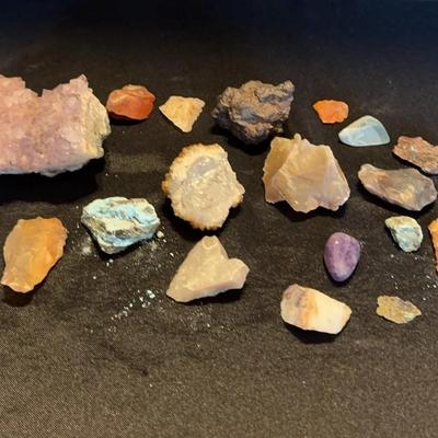 Geodes And Rocks