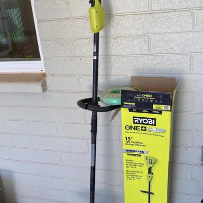 Ryobi 15” 18V Cordless String Trimmer