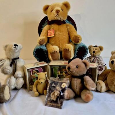 Gund & Boyd Collectible Bears!