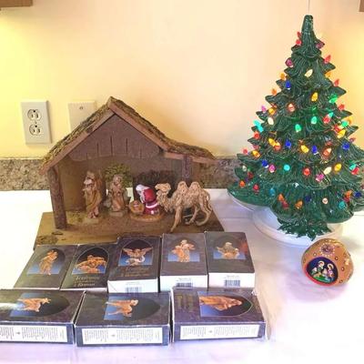 Vintage Ceramic Christmas Tree & Nativity Scene