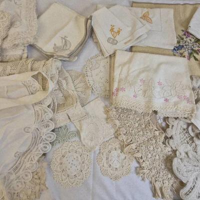 Vintage Linens Beautiful Lot!