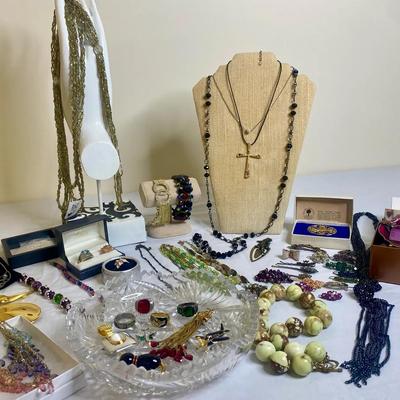 Large Jewelry Lot incl Name Brands & 925 Lot #3