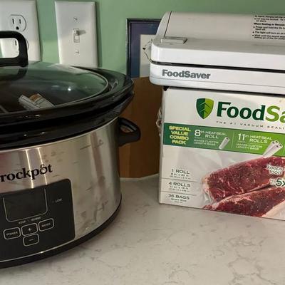Crockpot & Good Saver Vac & Heat Seal Rolls