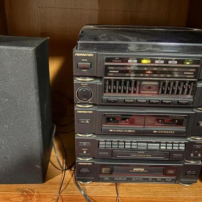 Soundesign Stereo System With 2 Speakers