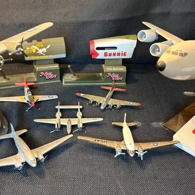 Model Airplane Collectibles