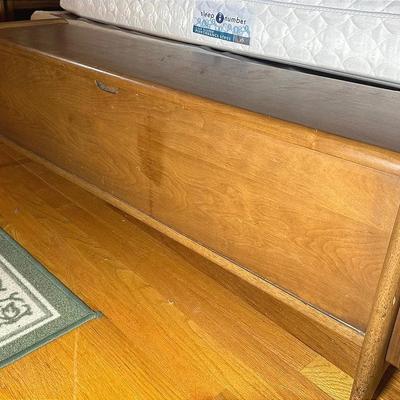 Mid-Century Modern Drexel “Projection” Hope Chest