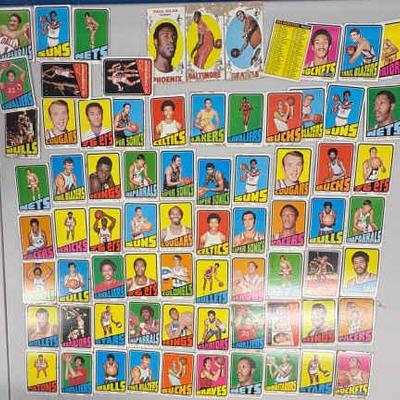 HST218- Various Vintage Basketball Trading/Collectible Cards