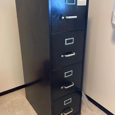 AAE034- Staples Metal Filing Cabinet