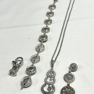 HST275- 925 Silver Jewelry ! Chain, Pendants, And Bracelet 