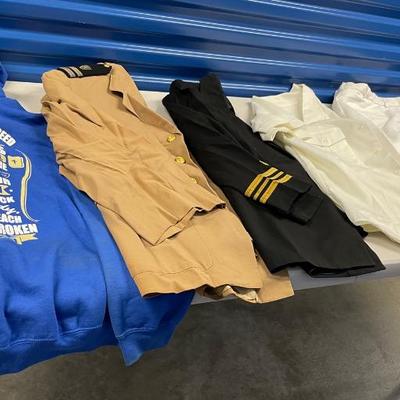 HST023 - Mens Navy Clothing & Hoodie Sz Med-Large
