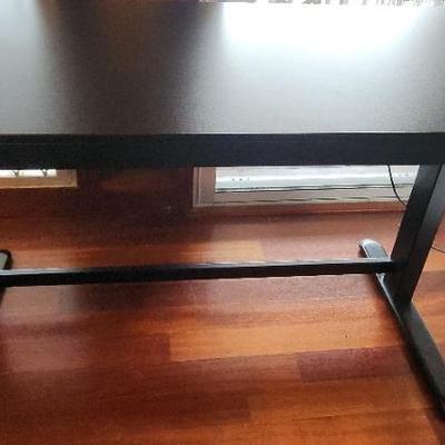 AAE403 - Stand-Up Desk