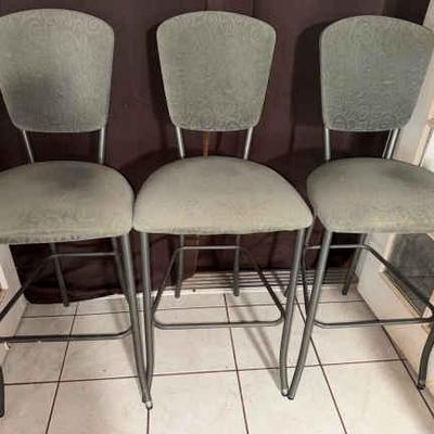 Aae427AAE427 Set of Three Green Barstools