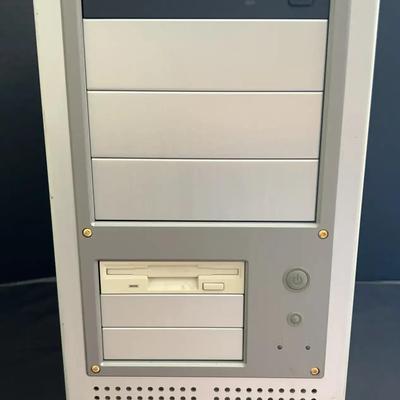 Lian Li Computer Tower With DVD Multi Recorder & Floppy Drive