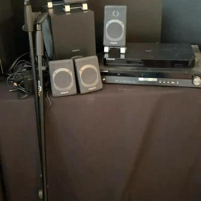Creative Surround Speaker System With Samsung DVD & Blu-ray Players Plus Mic Stand