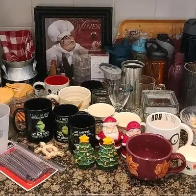 Kitchen Mugs, Holiday Decor & Storage Boxes