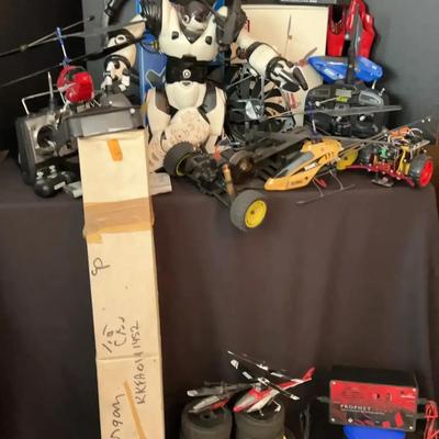Remote Control Cars, Drones, Robots & Modelmaking Parts