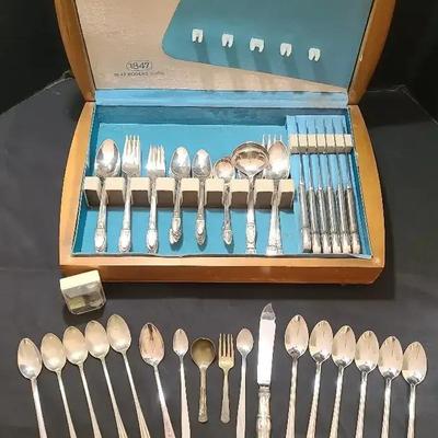 International Silver "First Love" Flatware Set with Wooden Chest & Extras