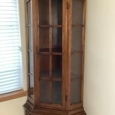 Corner Curio Cabinet 