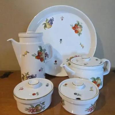 Wedgwood Fruit Sprays