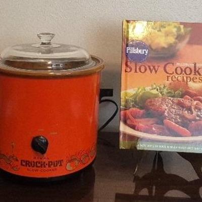 Vintage Rival Crockpot Slow-Cooker and Pillsbury Cookbook 