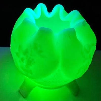 Vintage Fenton Satin Custard Glass Grape Pattern Crimped Rose Bowl Vase
