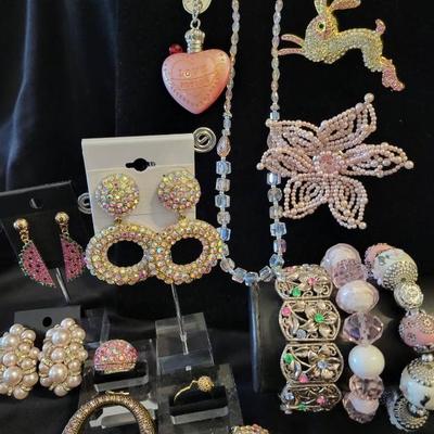 Sale Photo Thumbnail #173