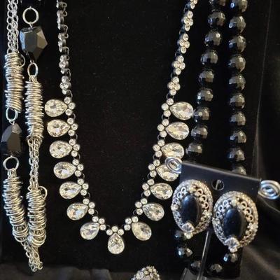 Sale Photo Thumbnail #165