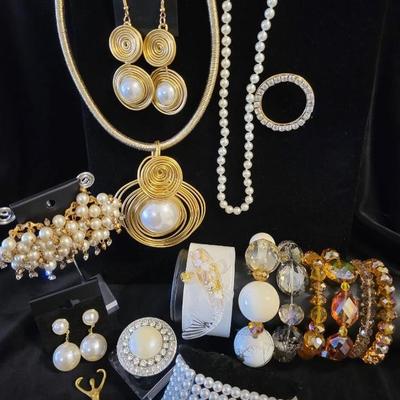 Sale Photo Thumbnail #168