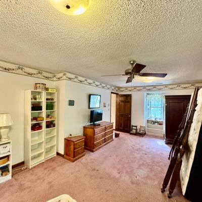 Sale Photo Thumbnail #32
