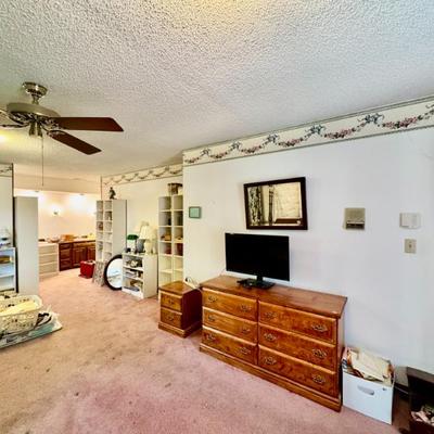 Sale Photo Thumbnail #31