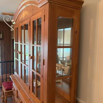 Sale Photo Thumbnail #59: $300 Broyhill Fontana china cabinet