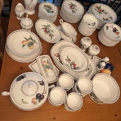 $250 Noritake China set- Royal Orchard