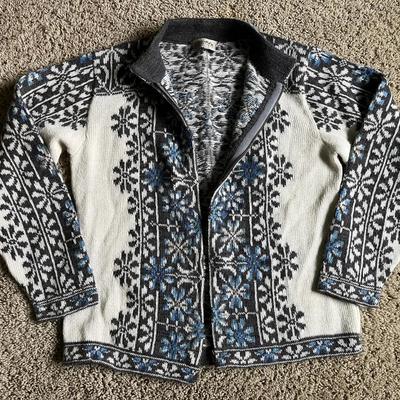 Intiwara 100% Alpaca Nordic Cardigan Sweater