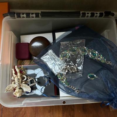 Sale Photo Thumbnail #137