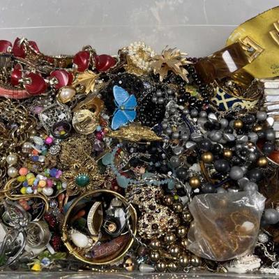 Sale Photo Thumbnail #292