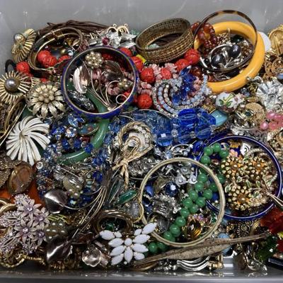 Sale Photo Thumbnail #185