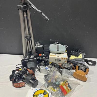 Vintage Zenit, Bolsey, Chinon Bellami, Kodak, Vivitar, Quantaray And More